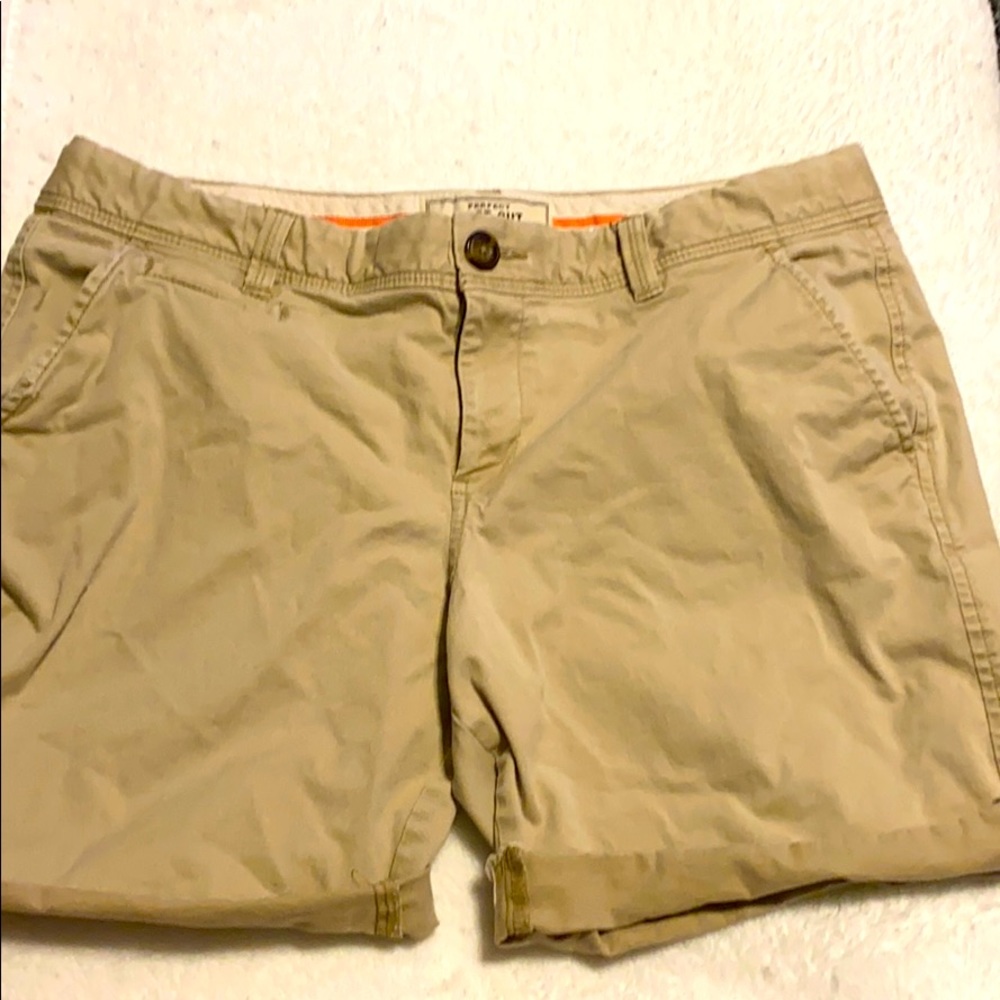 Khaki shorts